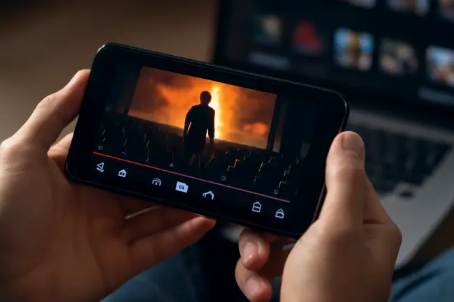 Watch-New-Movies-for-Free-on-Your-Mobile-with-123-moviehdcom.